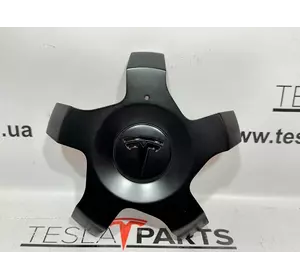 Заглушка колісного диска Tesla Model X Plaid, 1620238-00-A