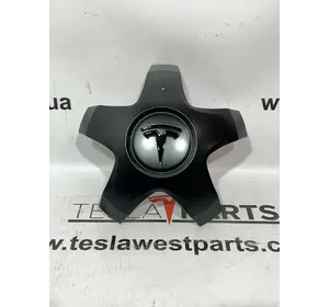 Заглушка колісного диска Tesla Model X Plaid, 1420238-00-A